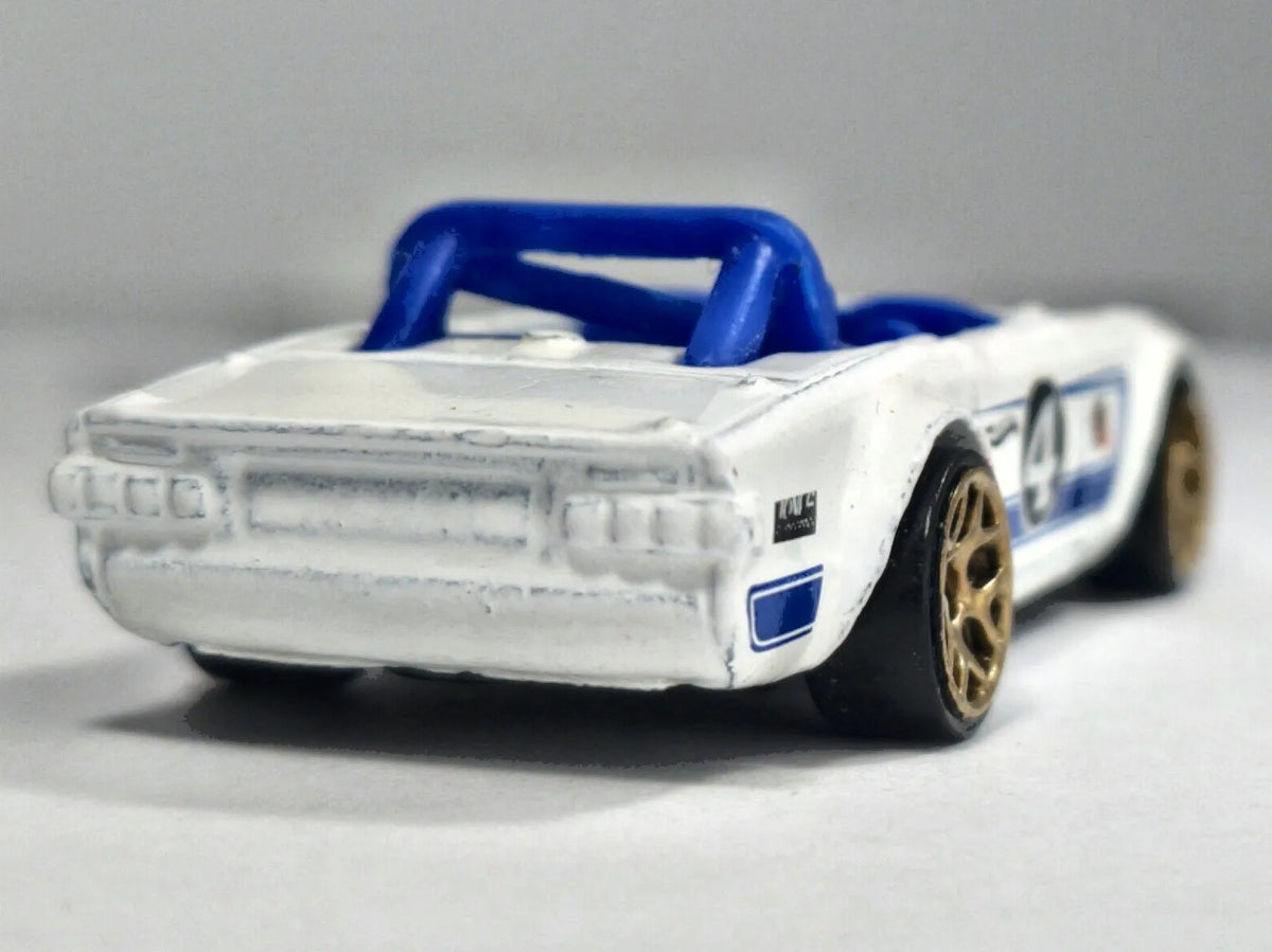 TRIUMPH TR6, Hot Wheels 2009, Die cast M16, Biały, 1:60, Resoraki – zdjęcie 6