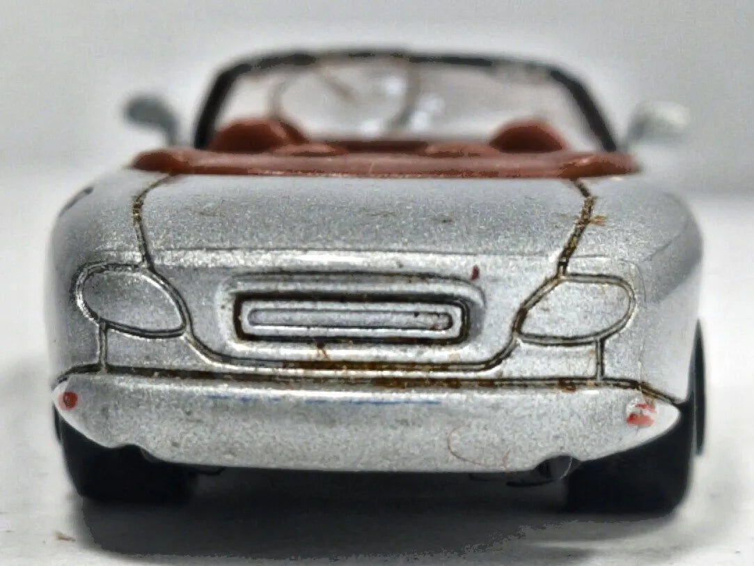 Jaguar XK8 Welly 1:64 Luzak Srebrny – zdjęcie 6