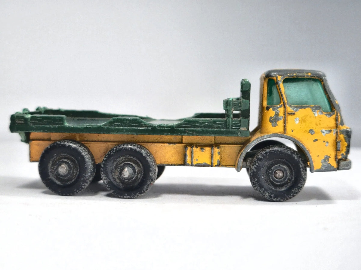 DODGE STAKE TRUCK, Matchbox, Made in England, Die cast, Żółty 1:87 Resoraki – zdjęcie 4