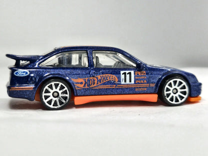 '87 Ford Sierra Cosworth Hot Wheels 2021 HW Turbo 1:64 MATTEL Luzak – zdjęcie 4