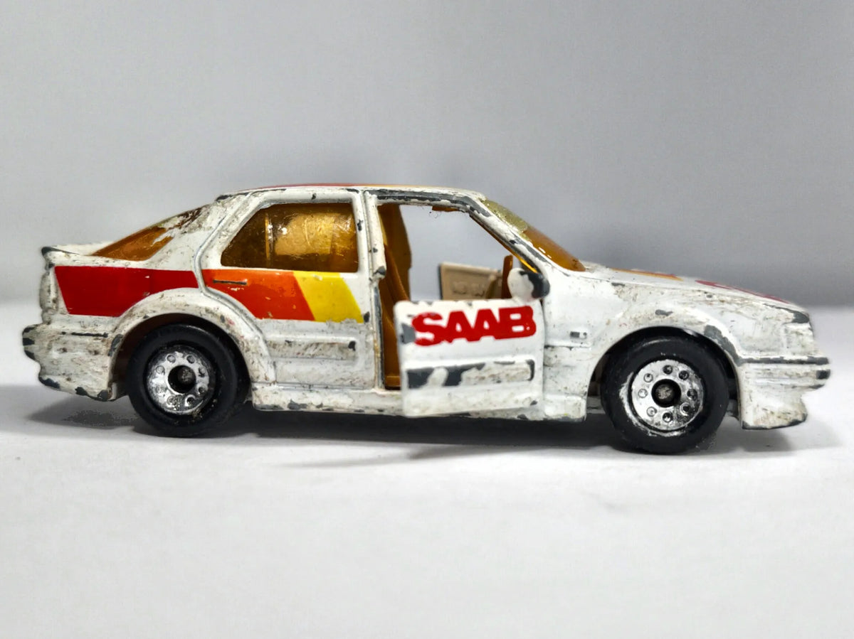 SAAB 9000 TURBO Matchbox 1987 Biały 1:61 – zdjęcie 4
