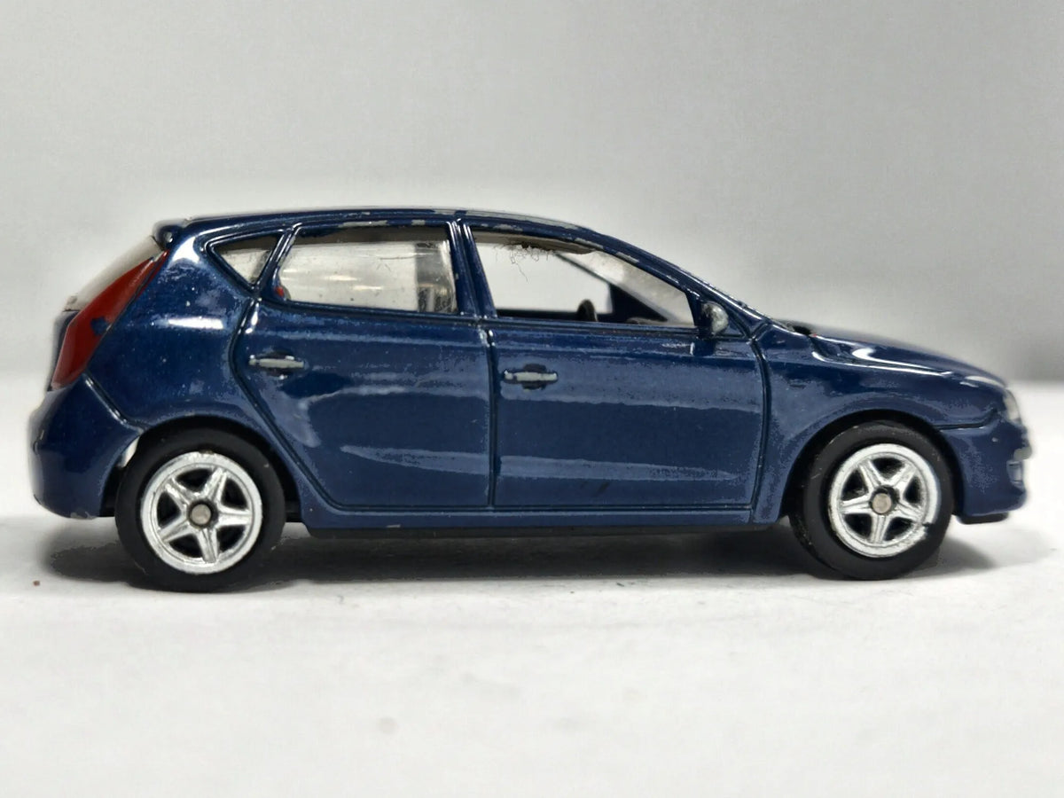 Hyundai I30 Welly 1:56 Luzak Niebieski – zdjęcie 4