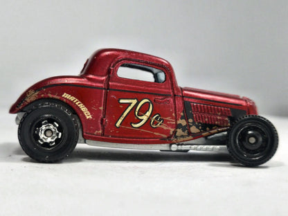 1933 Ford Coupe Matchbox 2017 1:64 Hot Rod 70 Luzak Czerwony – zdjęcie 4
