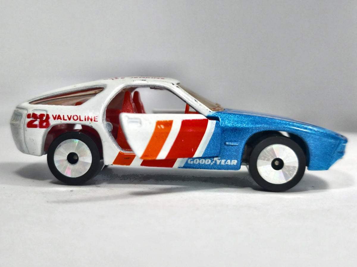 PORSCHE 928 Lasers Matchbox 1979 Biały 1:61 Made in Macau – zdjęcie 4