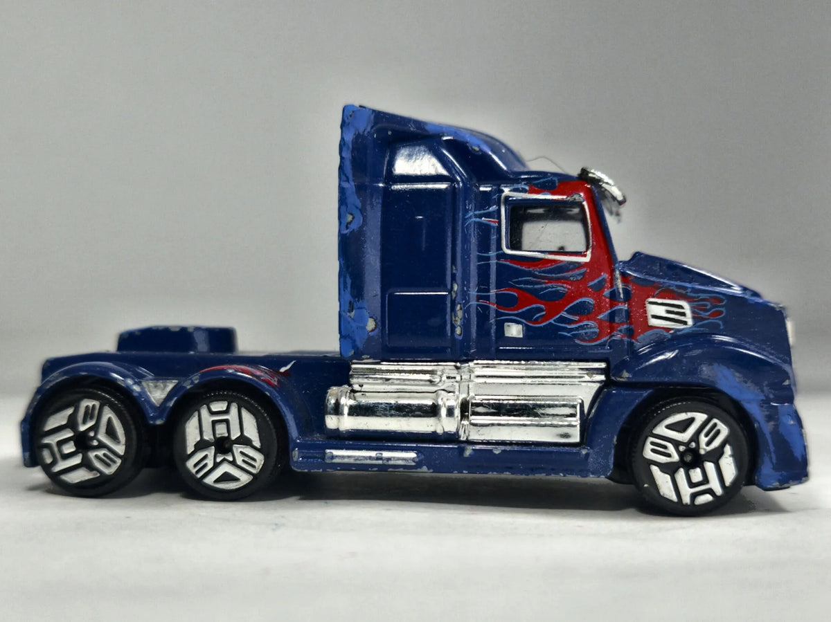 WESTERN STAR 5700 OPTIMUS PRIME Transformers Hasbro 2017 Niebieski 1:70 – zdjęcie 4