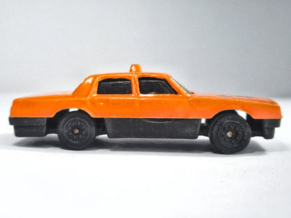 CLASSIC SEDAN jak Chevrolet Impala, Non Brand Die cast, Pomarańczowy, 1:64 – zdjęcie 4