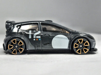 Ford Fiesta Hot Wheels 2011 1:64 12 Luzak Czarny – zdjęcie 4