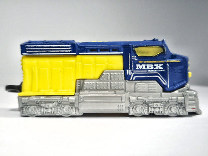 HEAVY FREIGHTER, 16 MBT TRAIN, Matchbox 2015, Die cast MB1002 Niebie. 1:120 – zdjęcie 4