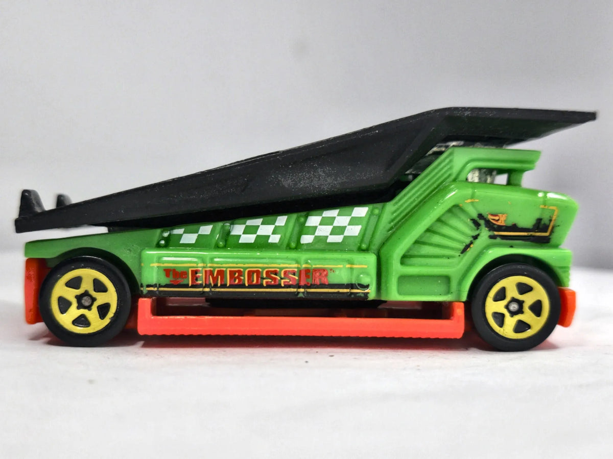 The Embosser Hot Wheels 2016 Experimotors 1:64 Luzak Zielony – zdjęcie 4