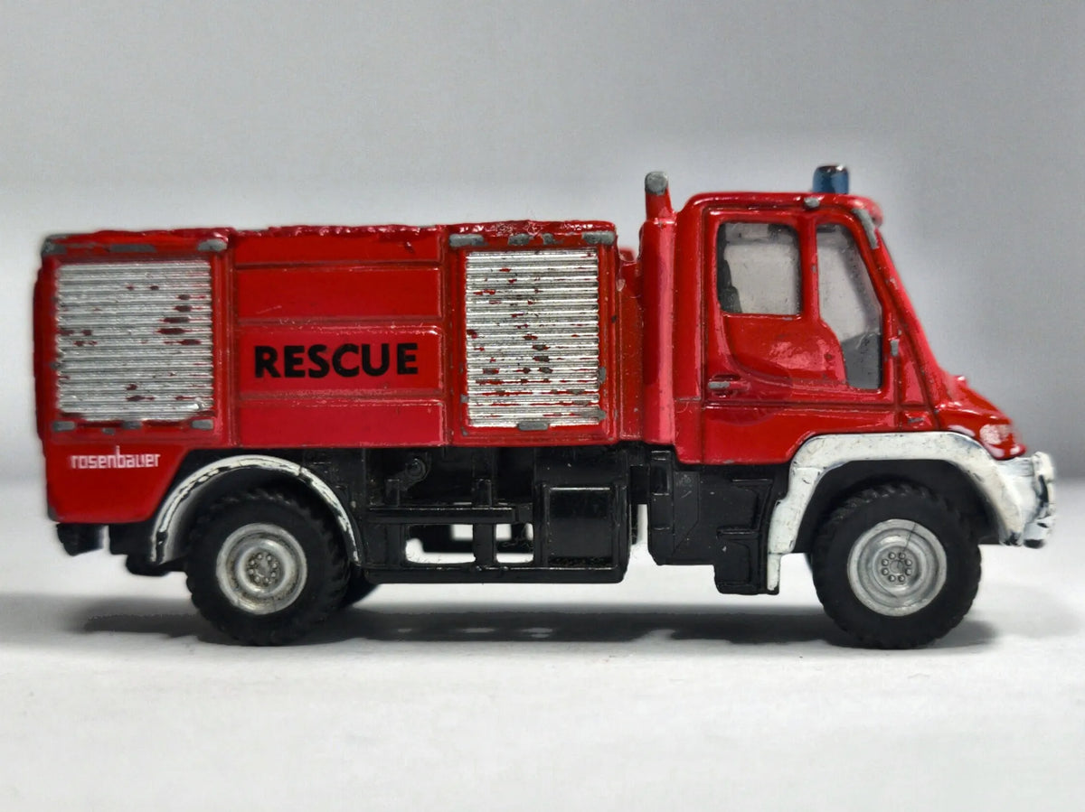 MERCEDES UNIMOG RESCUE TRUCK, Siku, Die cast 1050, Czerwony, 1:87, Resoraki – zdjęcie 4