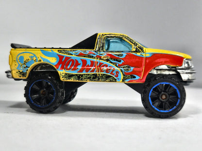 1997 FORD F-150 Hot Wheels Żółty 1:64 – zdjęcie 4