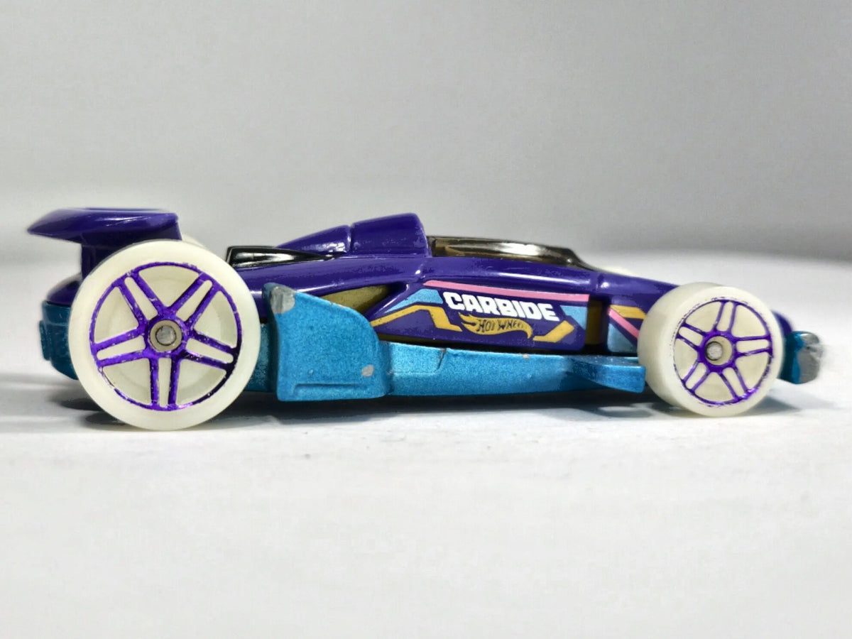 Hi-Tech Missile Hot Wheels 2013 1:64 Formuła Luzak Fioletowy – zdjęcie 4
