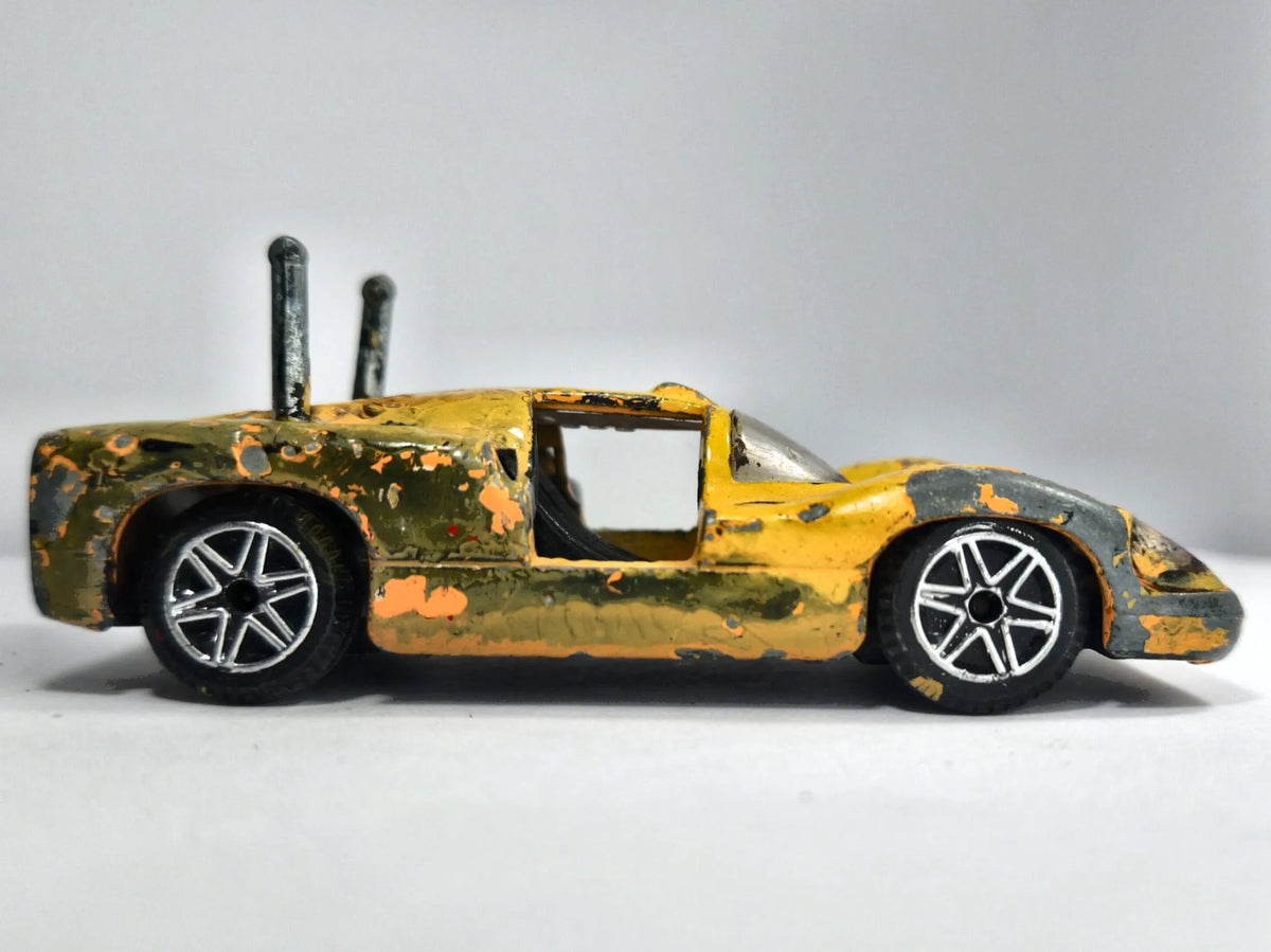 CHAPARRAL 2F, Politoys ok 1960–70, Die cast NO.560, Żółty, 1:43, Resoraki – zdjęcie 4