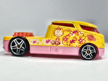 Qombee Peanuts Hot Wheels 2005 Żółty 1:64 – zdjęcie 4