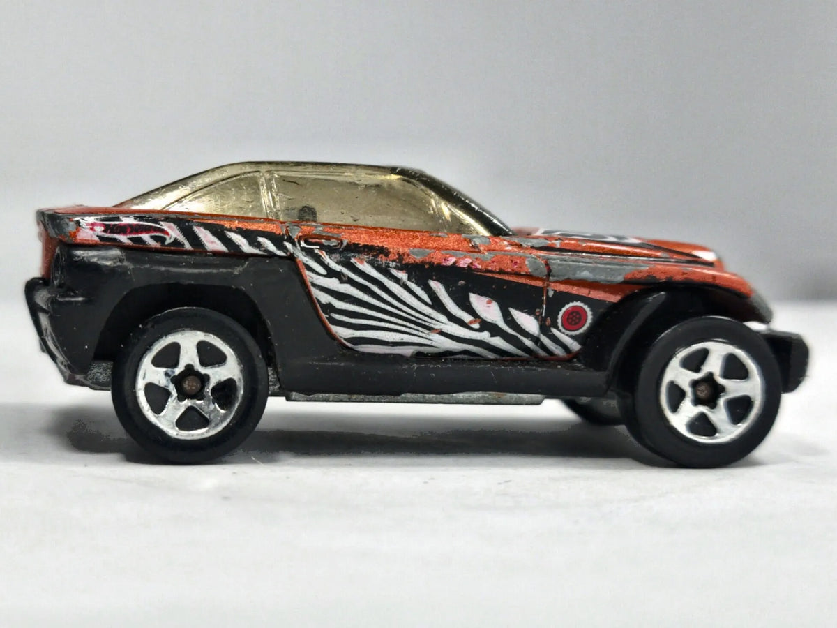 Neet Streeter Hot Wheels 1:64 Luzak Czerwony – zdjęcie 4