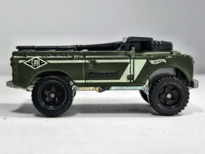 LAND ROVER SERIES II Hot Wheels 2023 HG65 Zielony 1:64 – zdjęcie 4