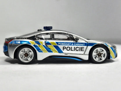 BMW I8 SIKU 2015 1:60 Made in Portugal POLICE Luzak Srebrny Policja – zdjęcie 4