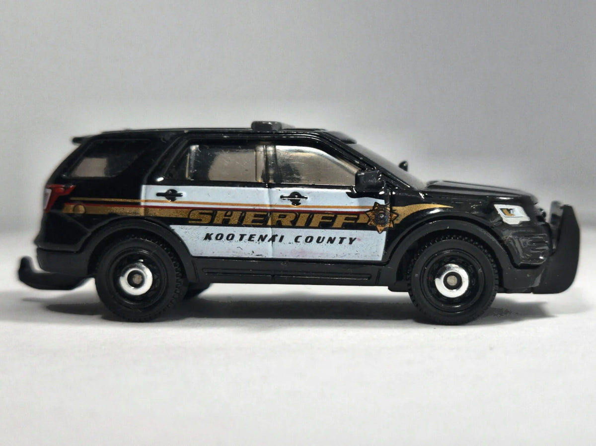 2016 FORD INTERCEPTOR UTILITY, Matchbox 2018, Die cast FYP34 MB1179, 1;64 – zdjęcie 4