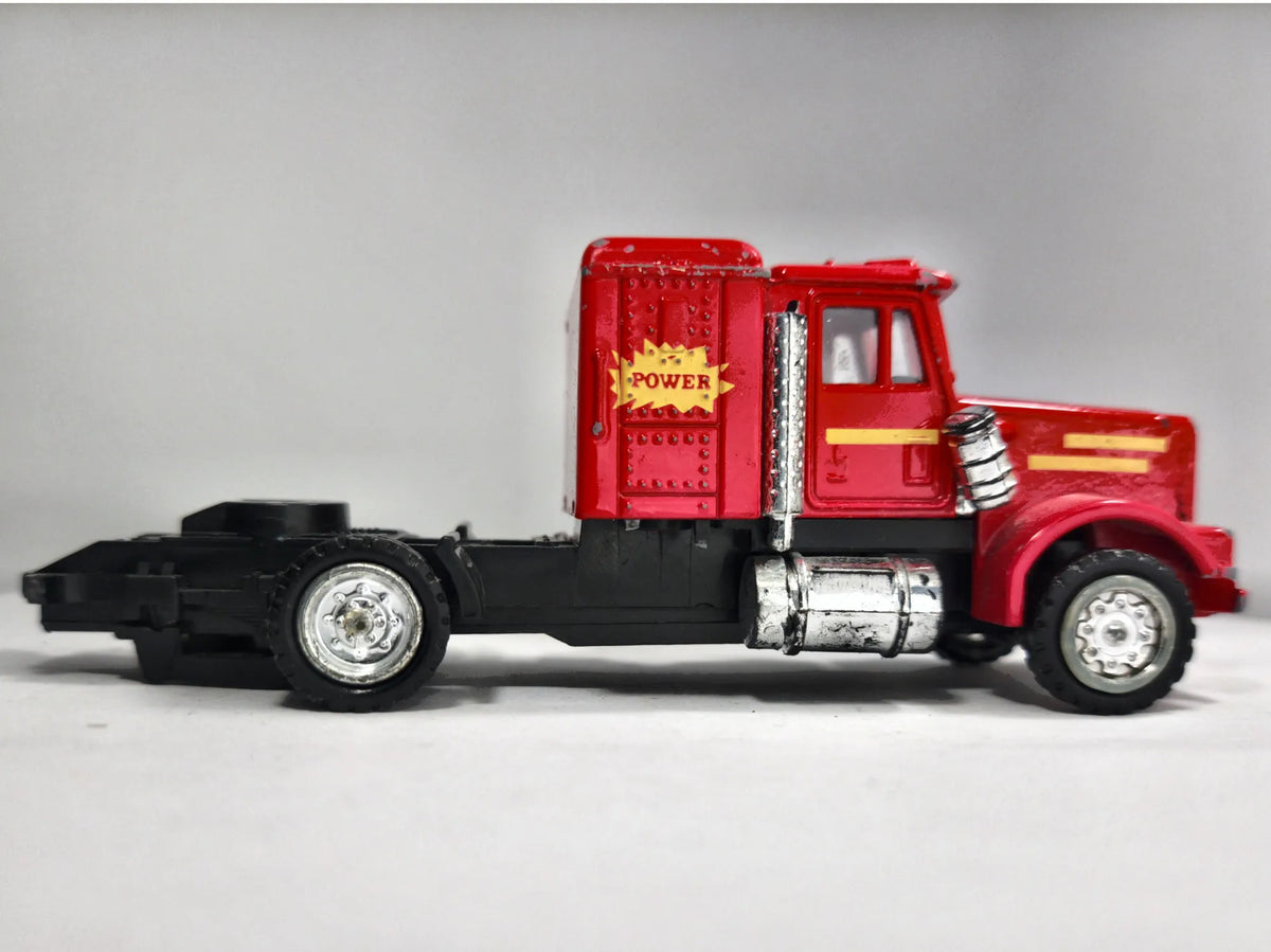 Kenworth W900 Maisto Czerwony 1:43 – zdjęcie 4