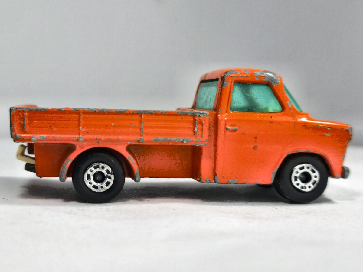 Ford Transit Matchbox 1977 Superfast 1:64 Made in England Ciężarówka Luzak – zdjęcie 4