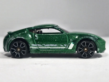 Nissan 370Z Hot Wheels 2009 Zielony 1:57 – zdjęcie 4