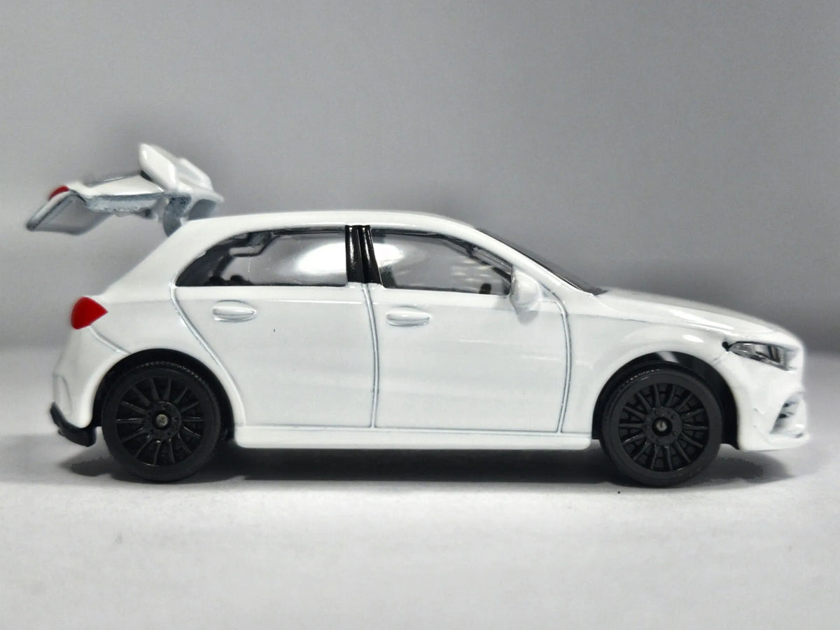 MERCEDES-AMG A35, Majorette Premium, Die cast REF:232H Biały 1:59, Resoraki – zdjęcie 4
