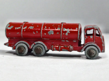 Ciężarówka Cysterna Matchbox '40 Czerwony 1:87 Made in England – zdjęcie 4