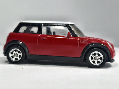 Mini Cooper Welly Czerwony 1:48 – zdjęcie 4