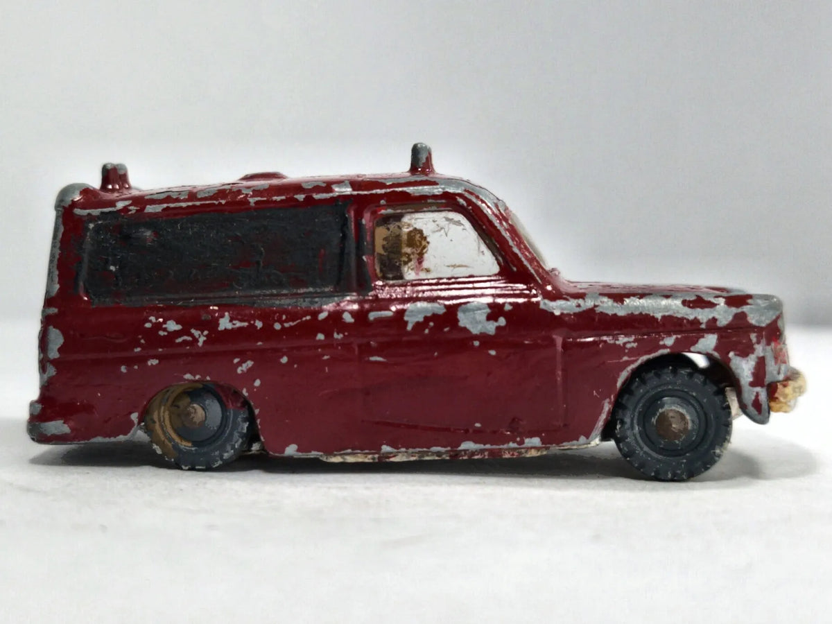 FORD THAMES VAN Husky '60 Bordowy 1:64 Made in Gt Britain – zdjęcie 4