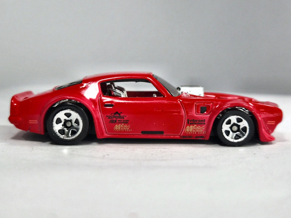 1970 Pontiac Firebird Hot Wheels 2021 Muscle Mania 1:64 Luzak Muscle Car – zdjęcie 4