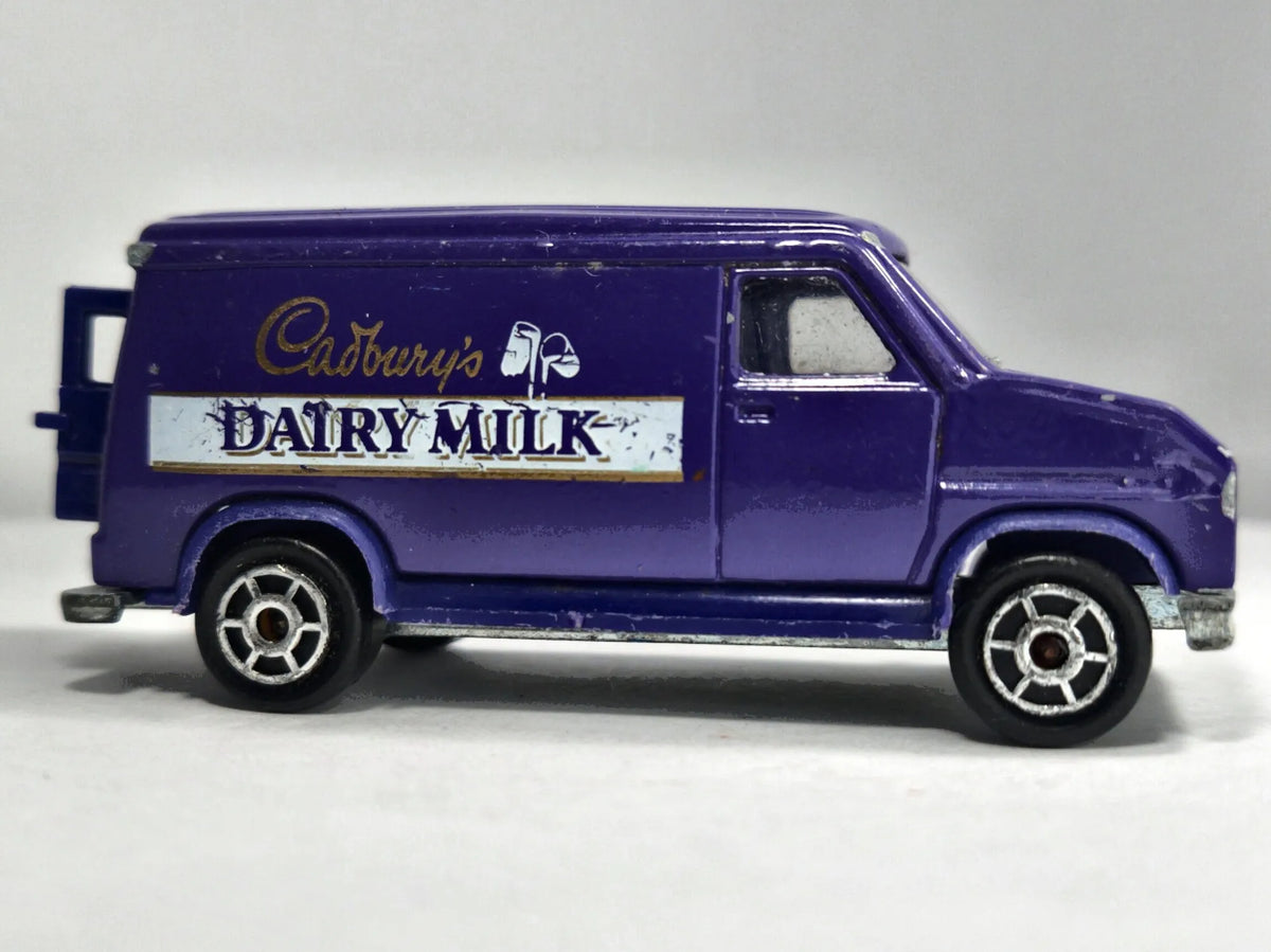 FOURGON 279/234 Cadbury's Dairy Milk Majorette '70 1:64 Made in France – zdjęcie 4