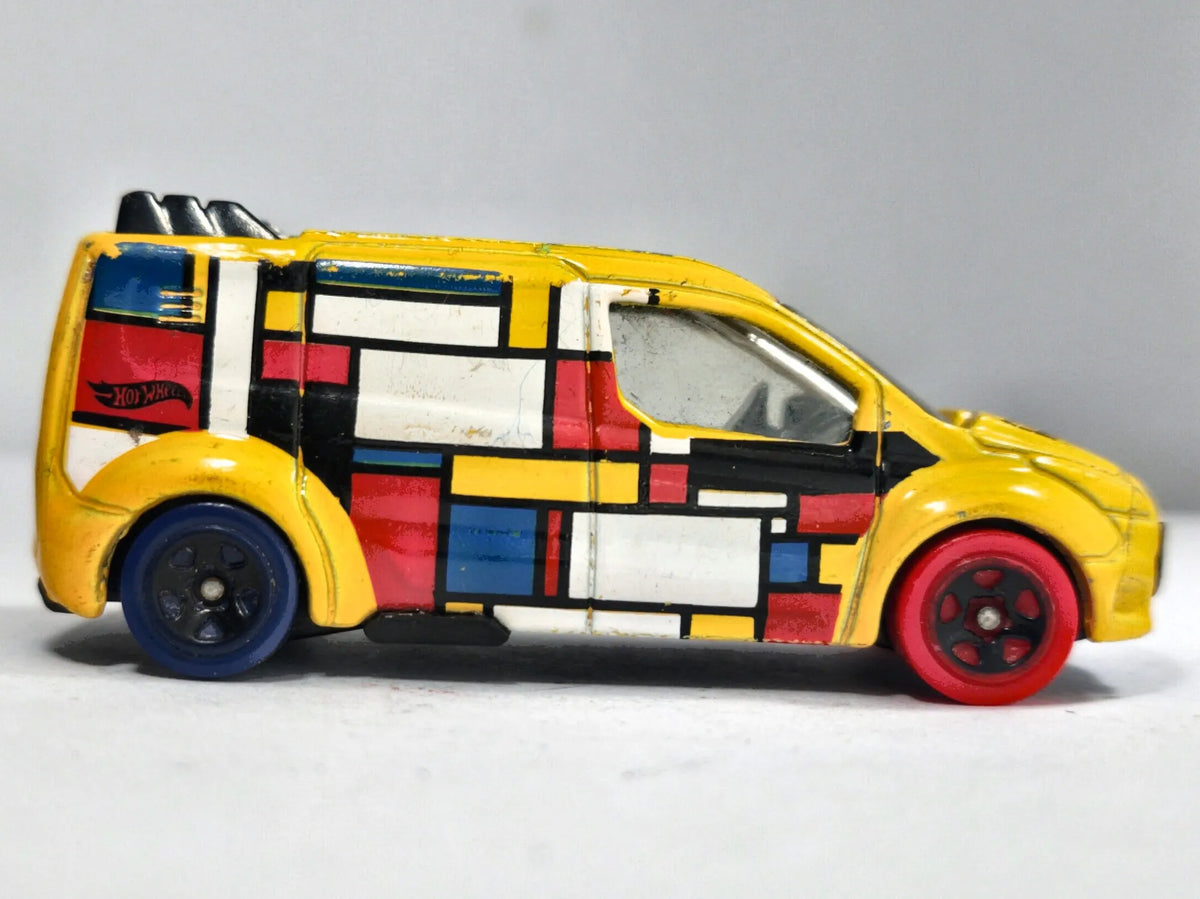 '15 Ford Fiesta Hot Wheels HW ART CARS 1:64 S Luzak Żółty – zdjęcie 4