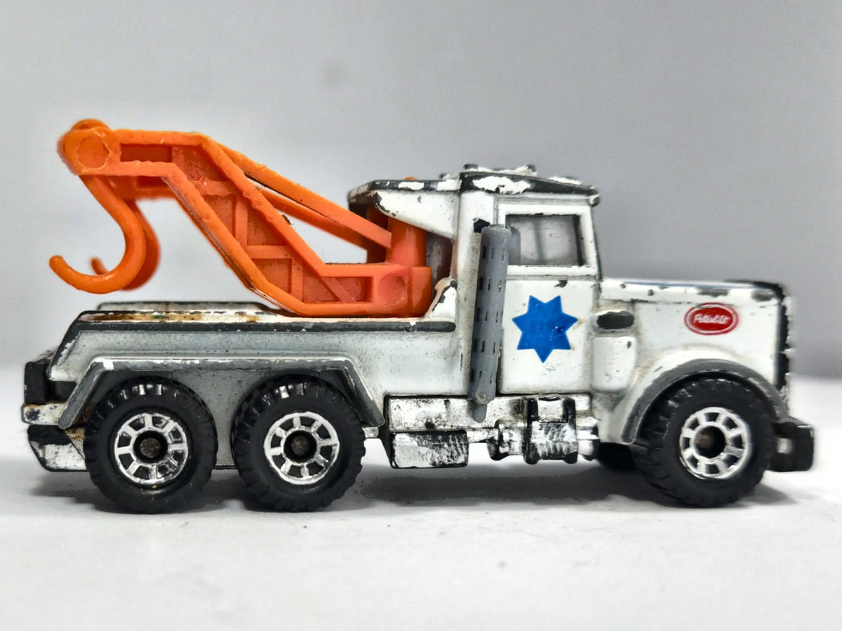 Peterbilt Matchbox 1981 Superfast 1:80 Ciężarówka POLICE Luzak Policja – zdjęcie 4