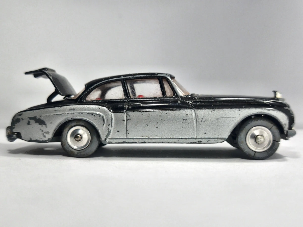 Bentley Continental Sports Saloon Corgi Czarny 1:40 Made in Great Britain – zdjęcie 4