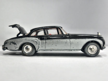 Bentley Continental Sports Saloon Corgi Czarny 1:40 Made in Great Britain – zdjęcie 4