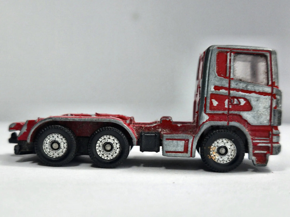 Ciągnik Siodłowy Scania 143M SIKU Czerwony 1:87 – zdjęcie 4
