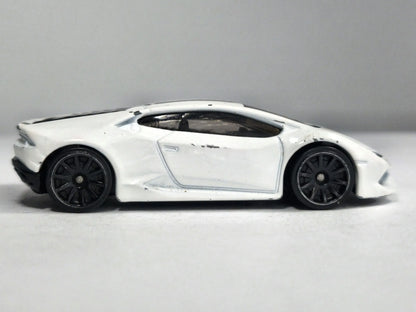 Lamborghini Huracán Lp 610-4 Hot Wheels 2014 HW EXOTICS 1:64 Luzak Biały – zdjęcie 4