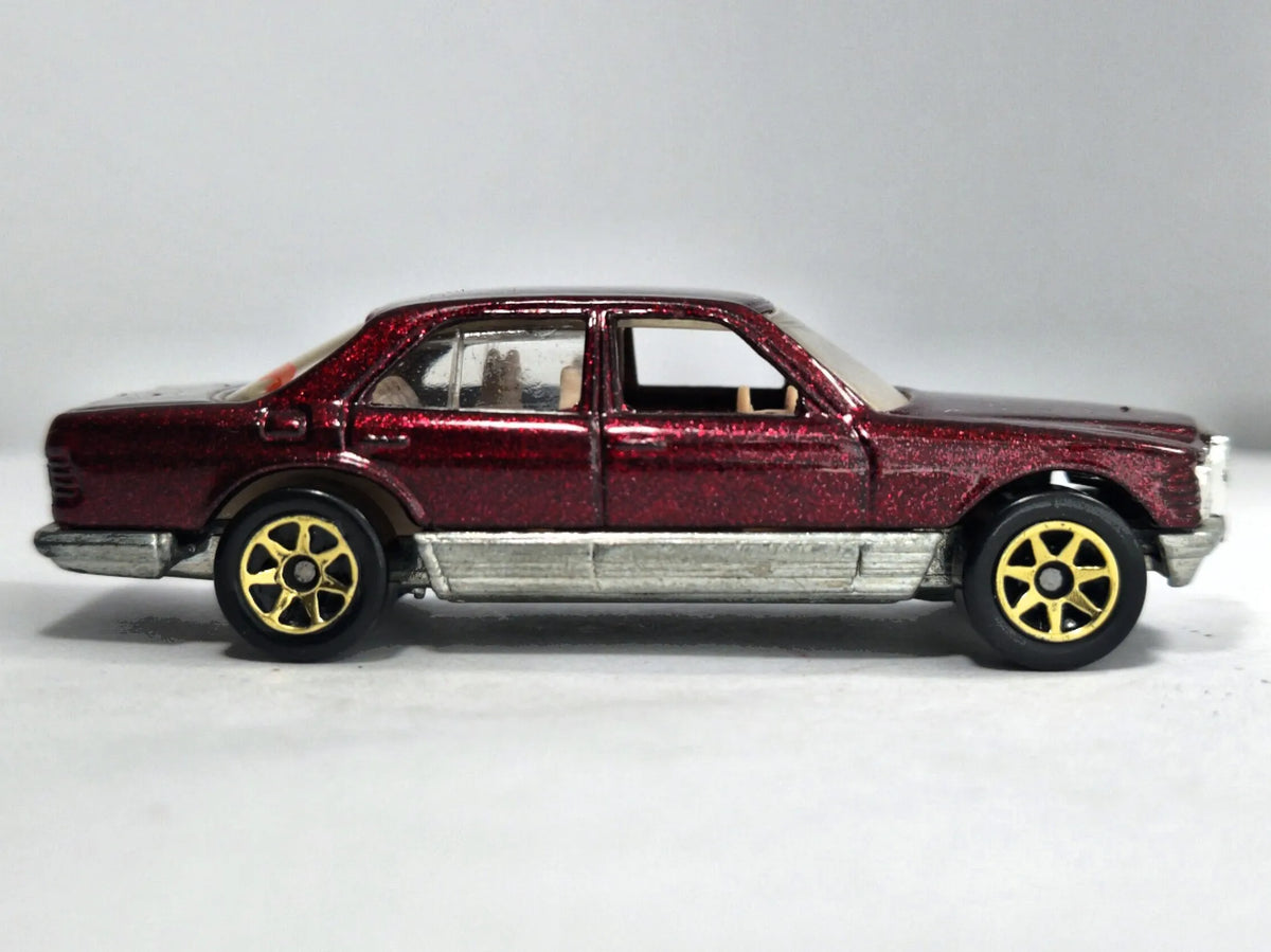1983 MERCEDES-BENZ 380 SEL Hot Wheels 1991 Bordowy 1:64 2xMetal – zdjęcie 4