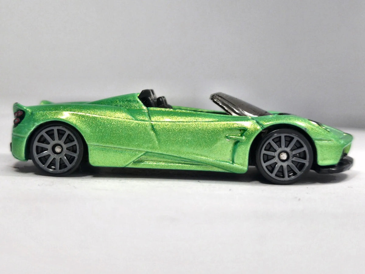Pagani Huayra Hot Wheels 2013 HW CITY 1:64 Luzak Zielony – zdjęcie 4
