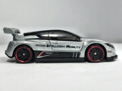Nissan Leaf Nismo RC_02 Hot Wheels 2020 HW Green Speed 1:64 Luzak Srebrny – zdjęcie 4
