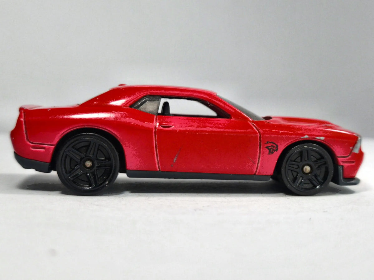 2015 Dodge Challenger Srt Hot Wheels 2014 Mainline 1:64 Luzak Muscle Car – zdjęcie 4