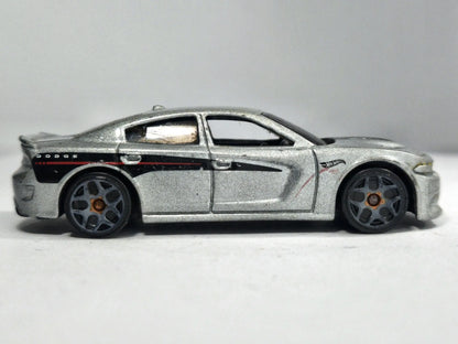 Dodge Charger SRT Hot Wheels 2015 Nightburnerz 1:64 Luzak Muscle Car – zdjęcie 4