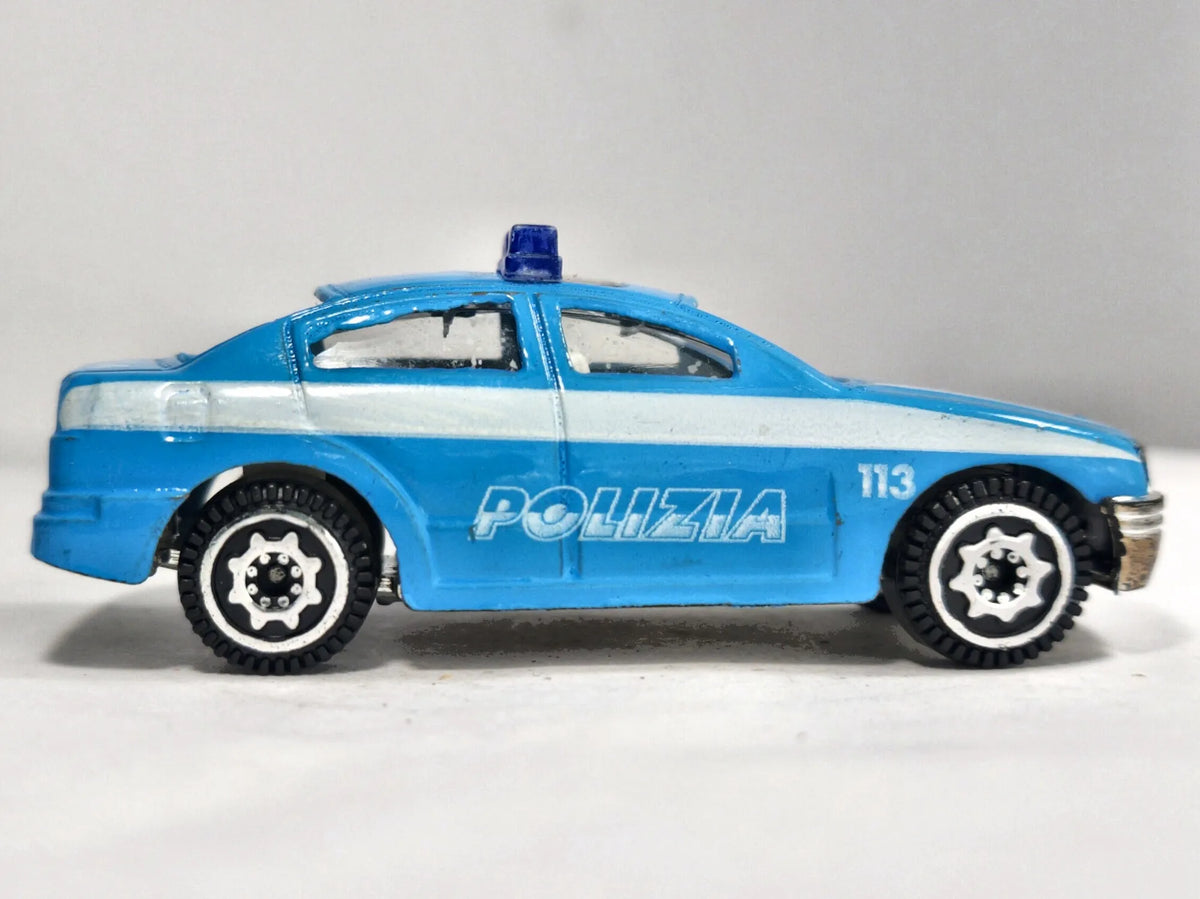 Radiowóz jak BMW 2013 1:64 Radiowóz POLICE Luzak Niebieski Policja – zdjęcie 4