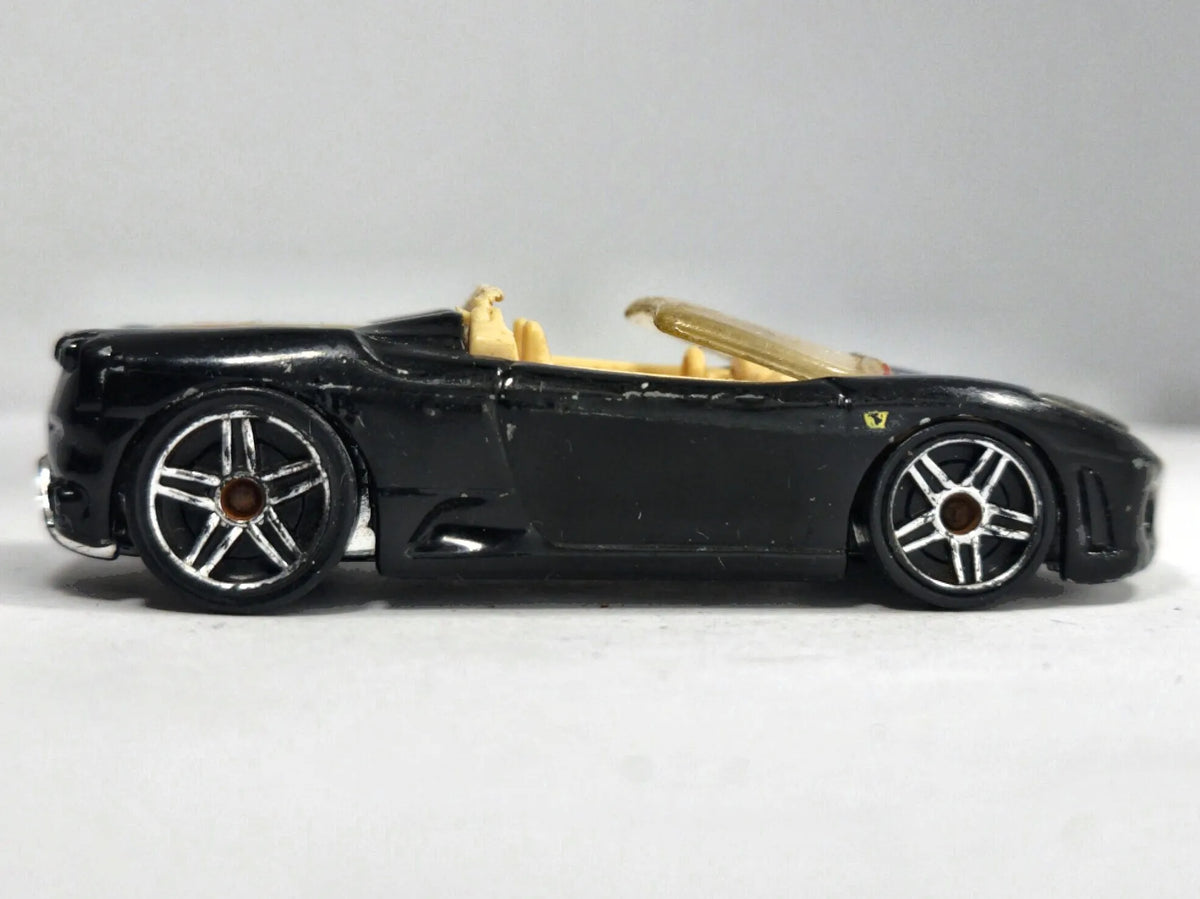 Ferrari F430 Spider Hot Wheels 1:64 Luzak Czarny – zdjęcie 4