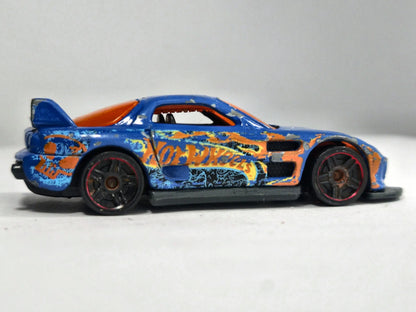 24/Seven Hot Wheels 2002 First Editions 1:64 Luzak Niebieski Custom – zdjęcie 4