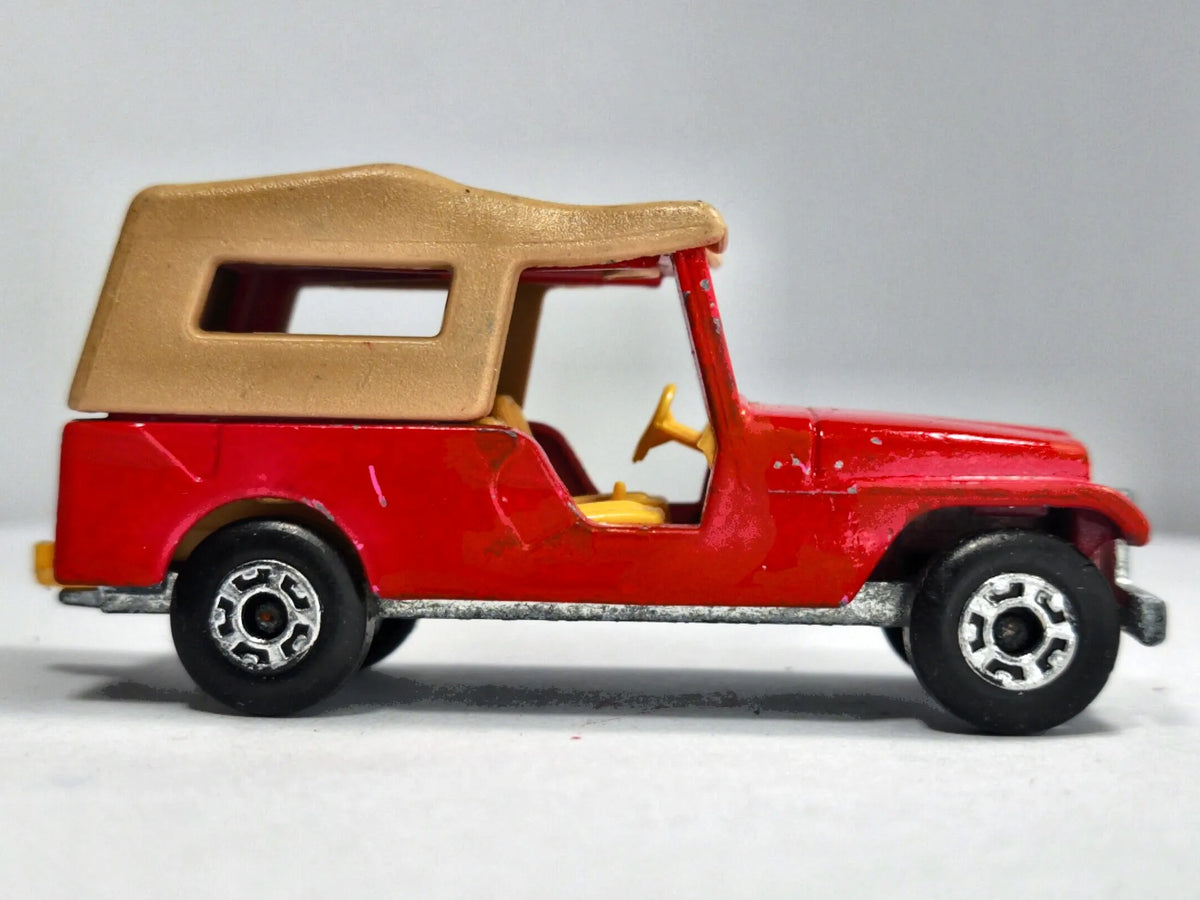 CJ8 JEEP Matchbox 1977 Made in England NO.53 Czerwony 1:45 – zdjęcie 4