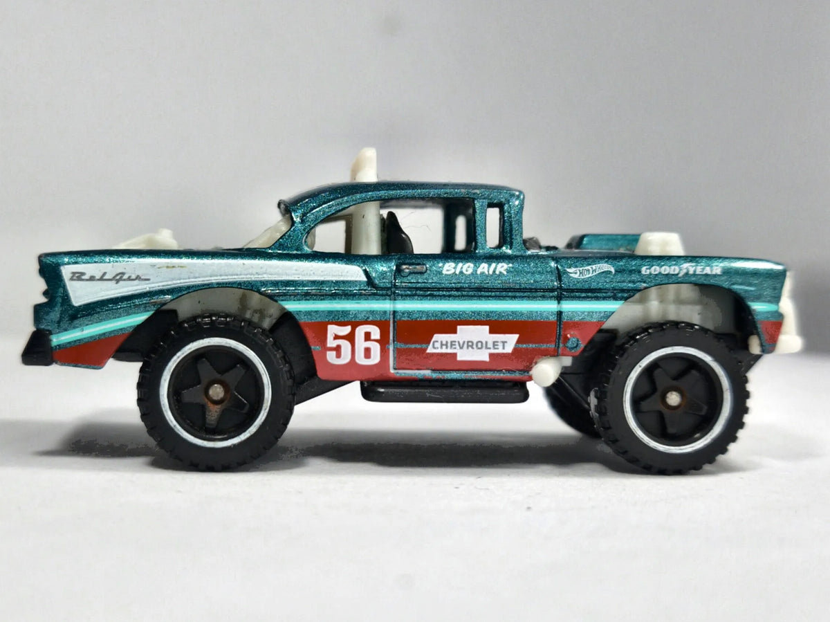 Big-Air Bel-Air Hot Wheels 2019 HW Off-Road 1:64 Hot Rod GOODYEAR Luzak – zdjęcie 4