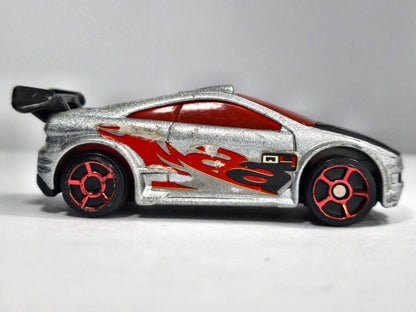 ID ASPHALT ASSAULT Hot Wheels x McDonald's 2005 Srebrny 1:64 – zdjęcie 4