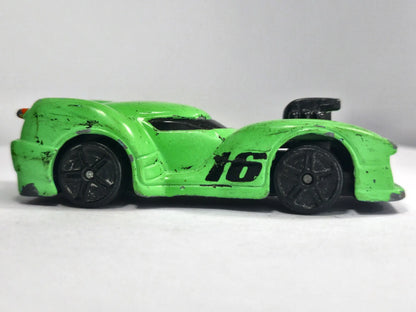 NITE CRAWLER Maisto Zielony 1:64 – zdjęcie 4