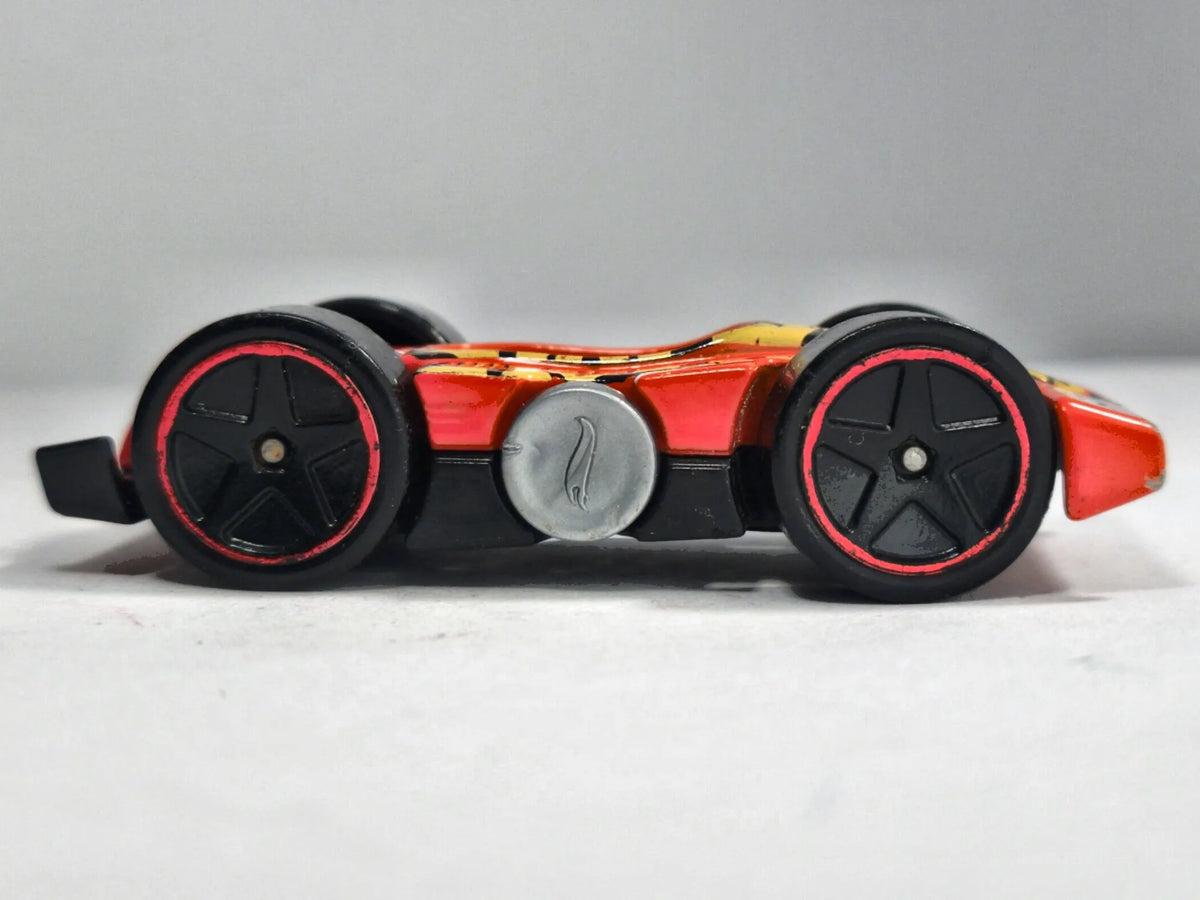 Flippin Fast HW GRFX, Hot Wheels 2024, Die cast 8110, Czrwony 1:64 Resoraki – zdjęcie 4